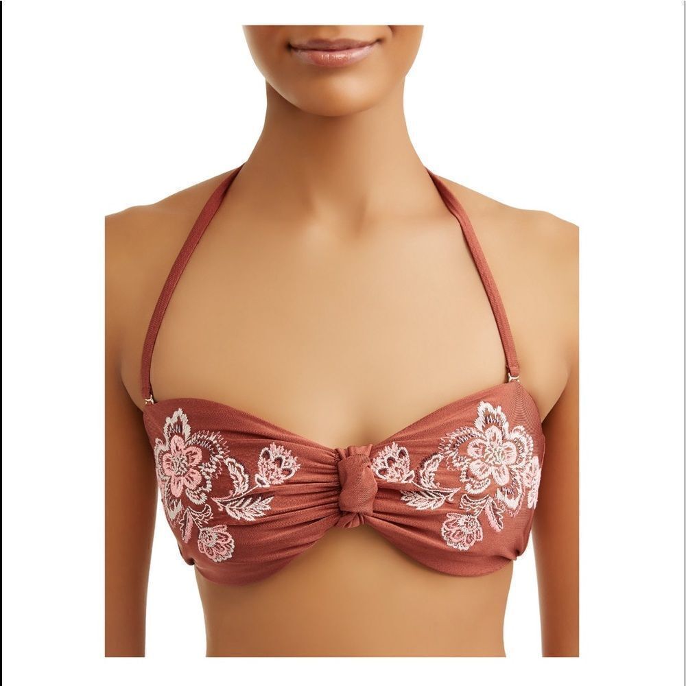 NWT Floral Bikini Top 👙